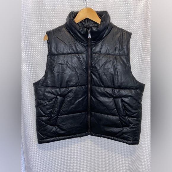 Women’s TRIBAL black Vegan Leather Vest size Large - Picture 3 of 15